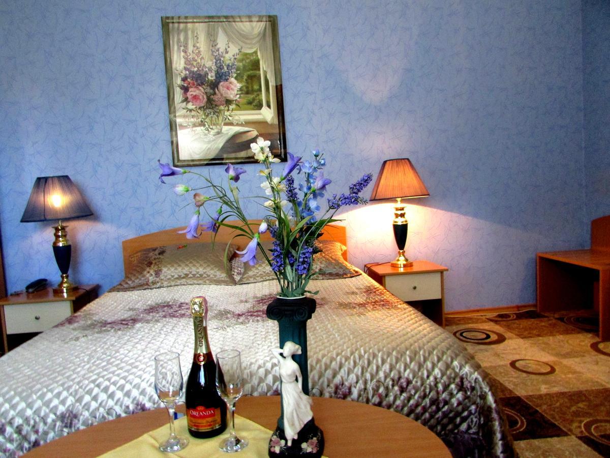 Old Town Hotell Izmail Eksteriør bilde