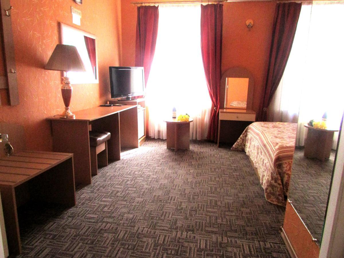 Old Town Hotell Izmail Eksteriør bilde
